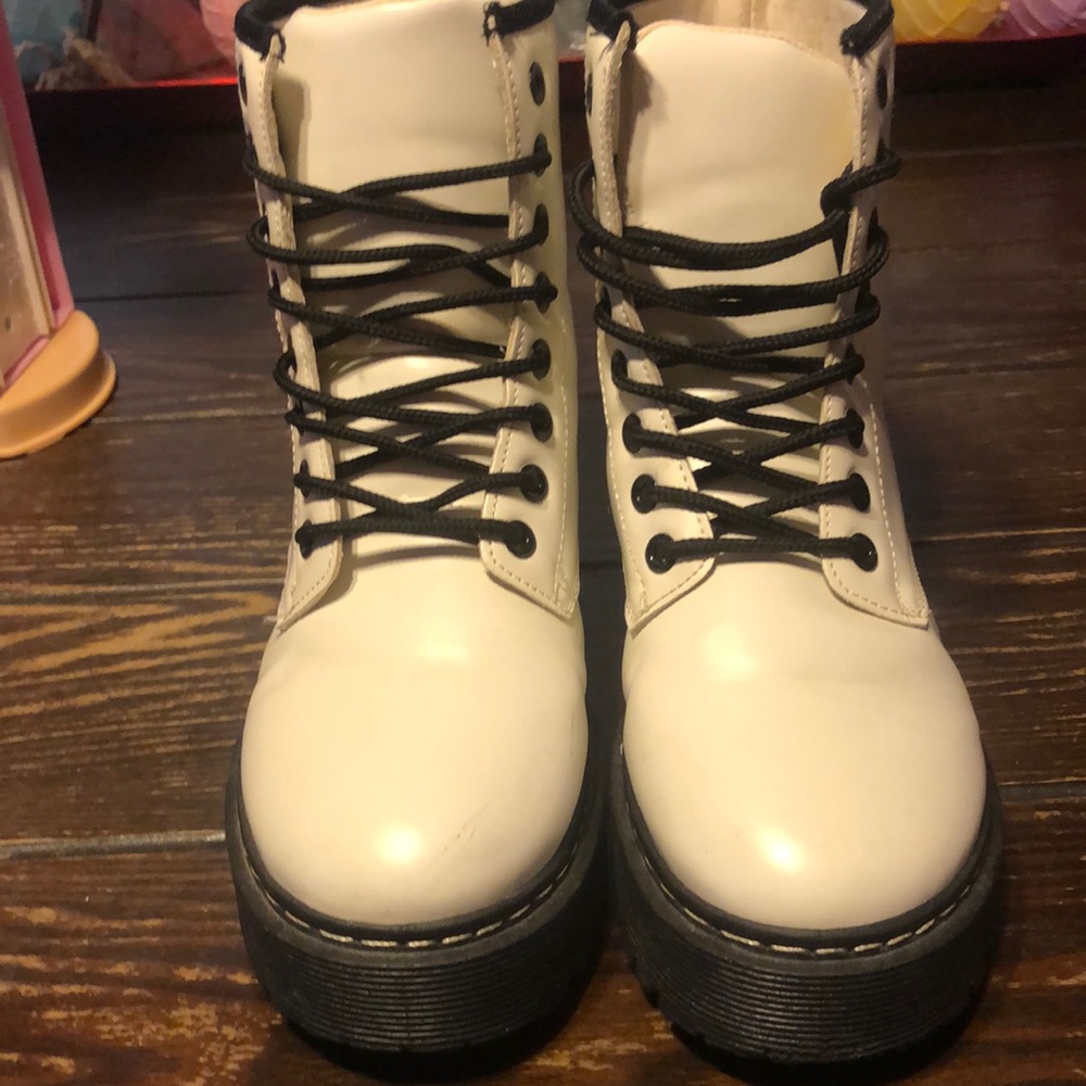 Size 7 womens all white DocMartins Faux Fashionable For Fall